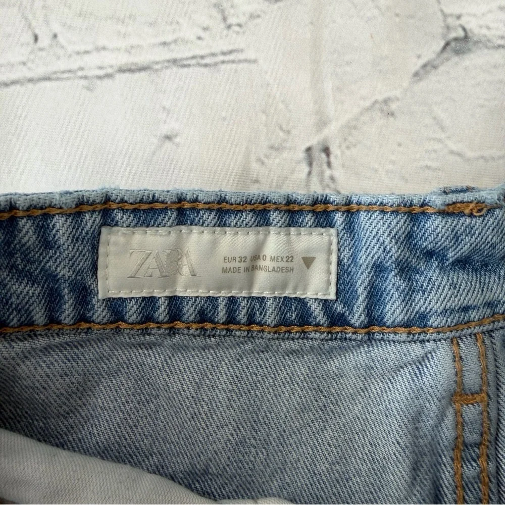 ✅ Zara Light Blue High Rise Wide Barrel Leg Jeans size 0 EUR 32